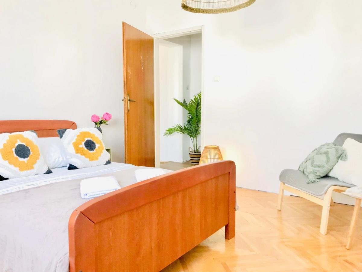 Apartmani-Okrug Gornji-Ciovo Trogir Bagian luar foto