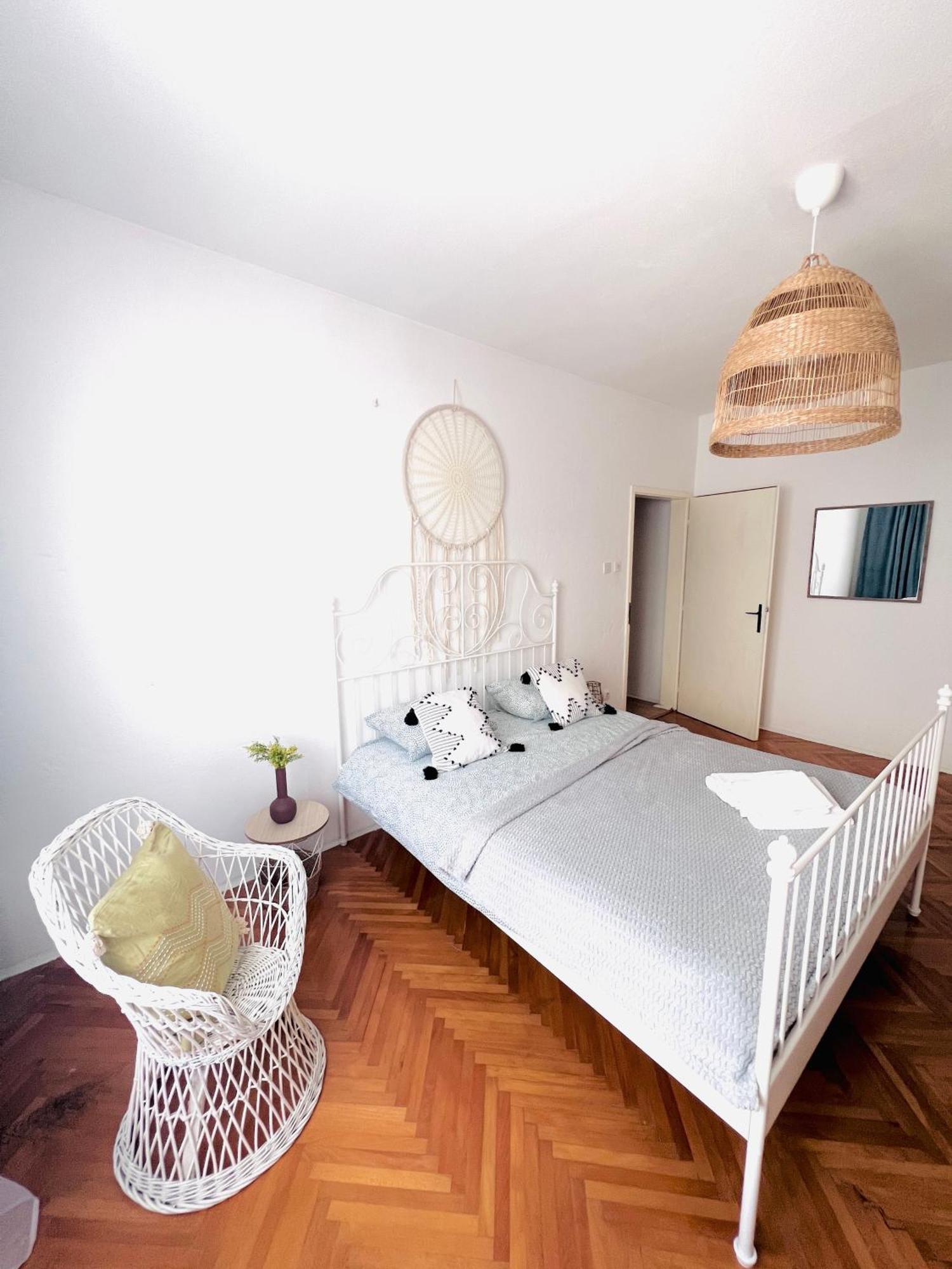 Apartmani-Okrug Gornji-Ciovo Trogir Bagian luar foto
